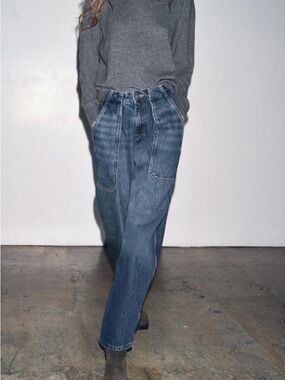 Zara Mid-Rise ZW Collection Balloon Jeans, size 8